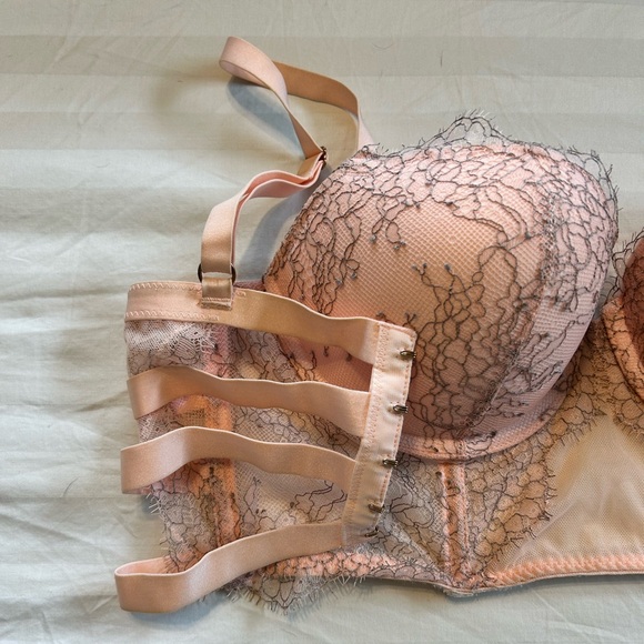 Victorias Secret 34C Balconette Bra - Picture 6 of 6